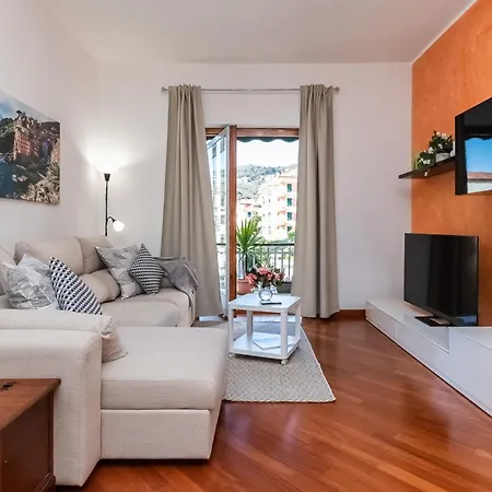 -quadrilocale In Centro-vicino Apartment Varazze
