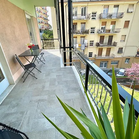 -quadrilocale In Centro-vicino Varazze
