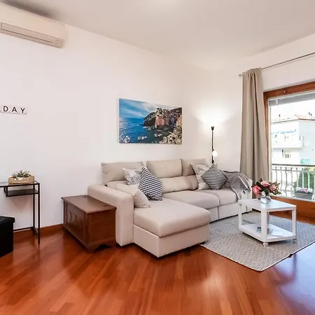 -quadrilocale In Centro-vicino Apartmán *