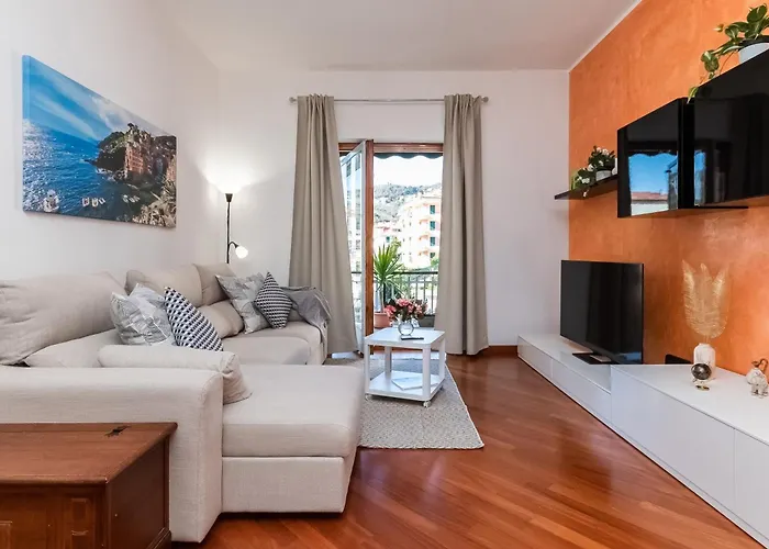 -quadrilocale In Centro-vicino Appartement Varazze