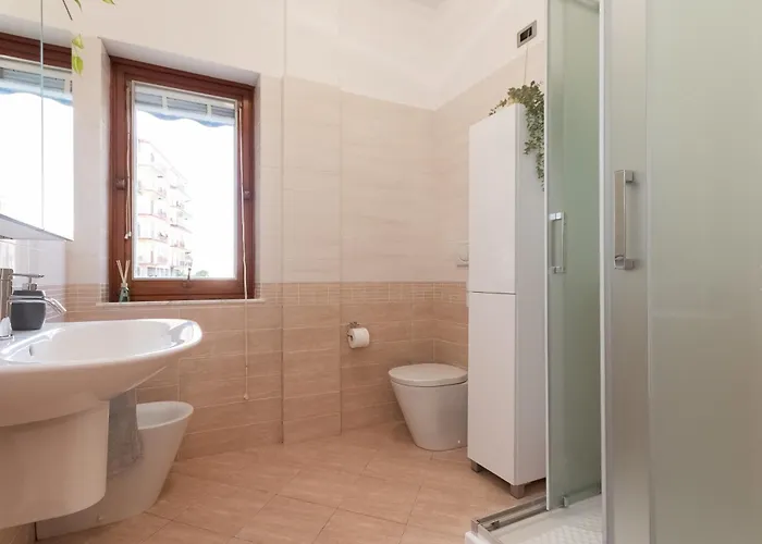 -quadrilocale In Centro-vicino 바라체