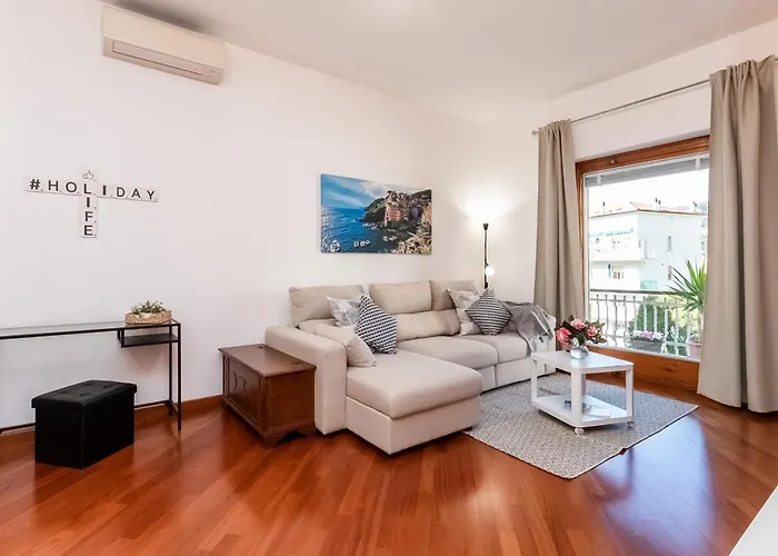 -quadrilocale In Centro-vicino 아파트 *