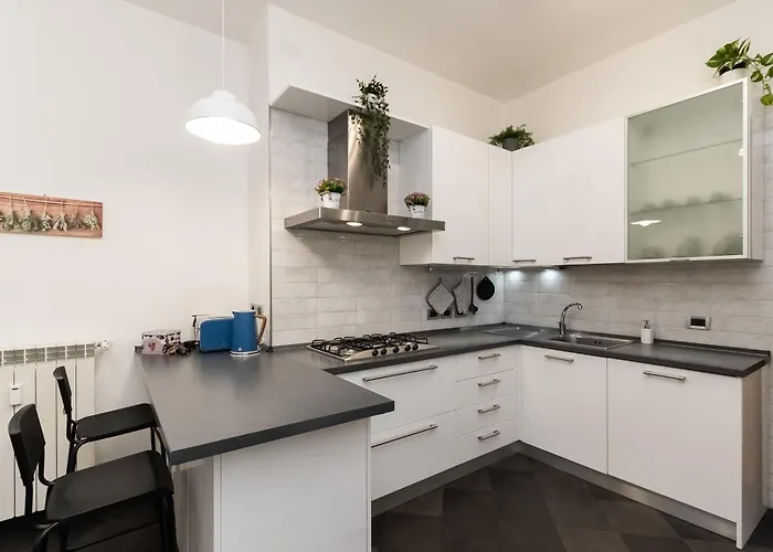 아파트 -quadrilocale In Centro-vicino *